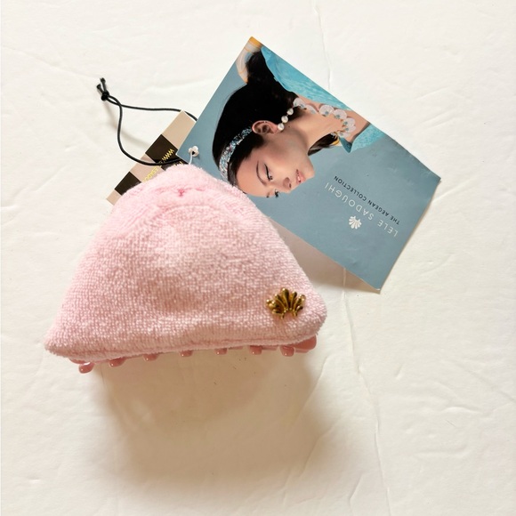 Lele Sadoughi Pink Terry Cloth Claw Clip - Picture 1 of 6